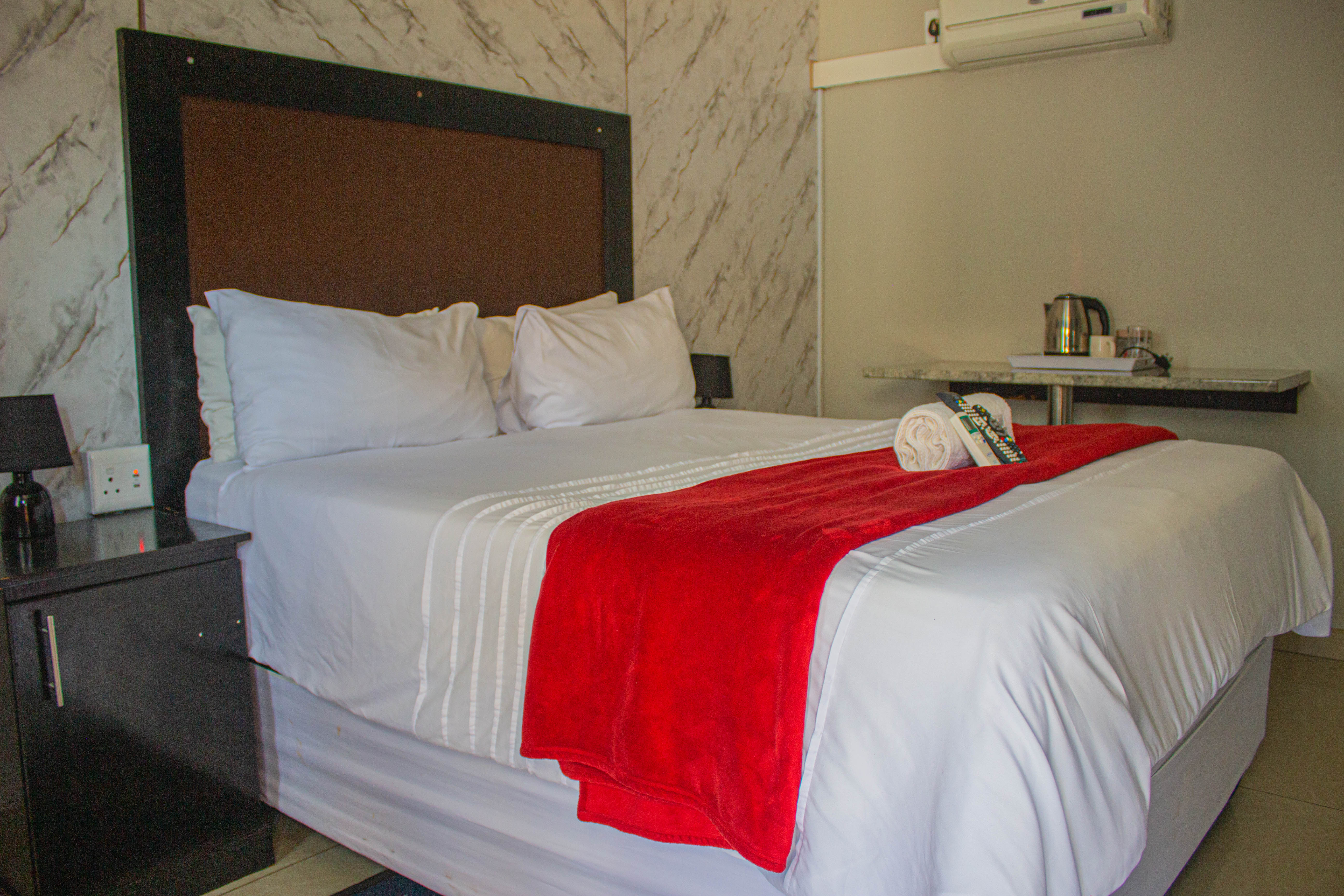 Deluxe Room at Mashamba Country House in Giyani